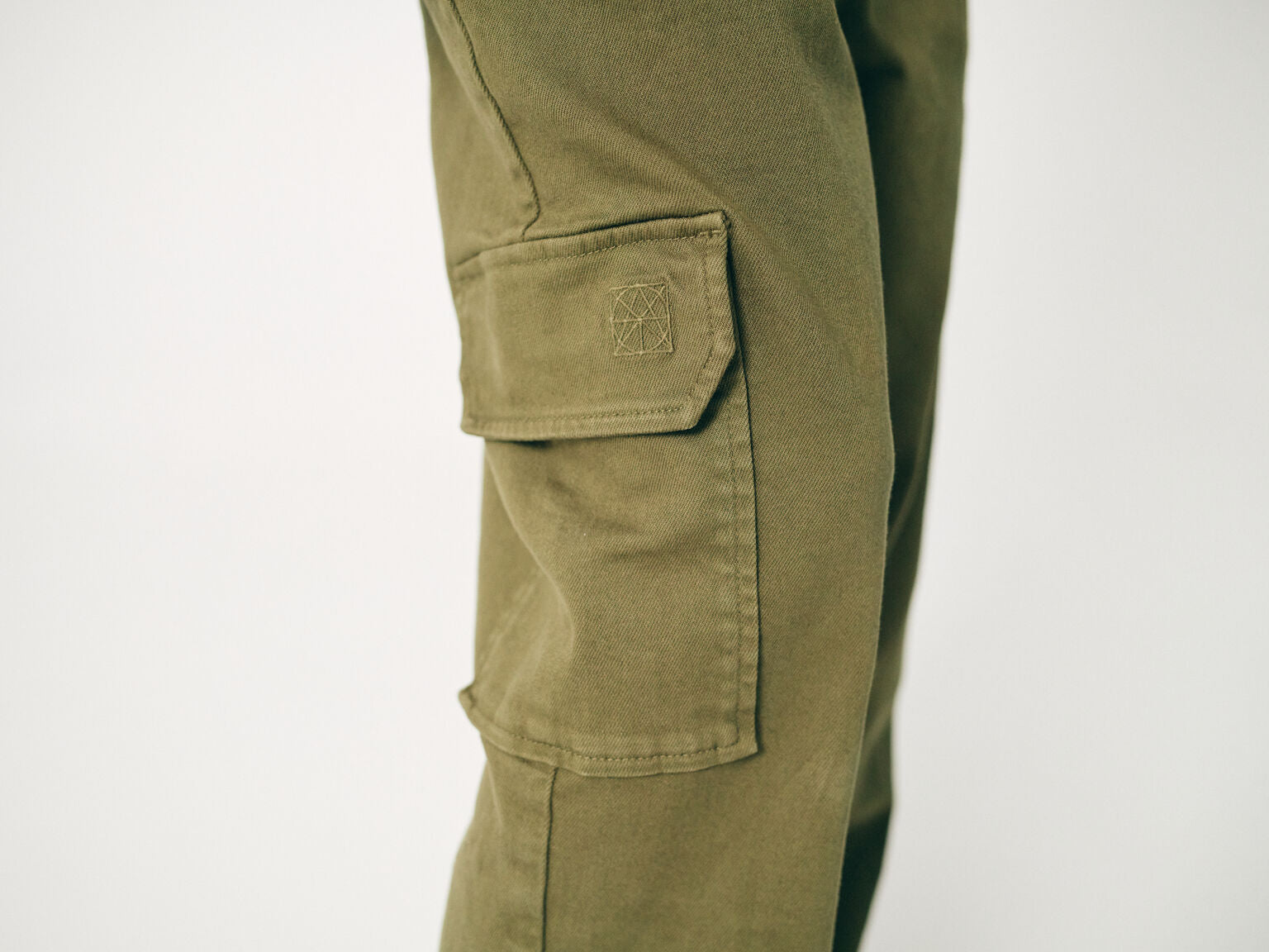 Modelshot / Capulet Olive / Detail